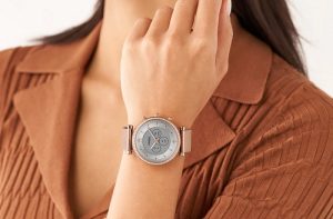 best hybrid smartwatch for women
